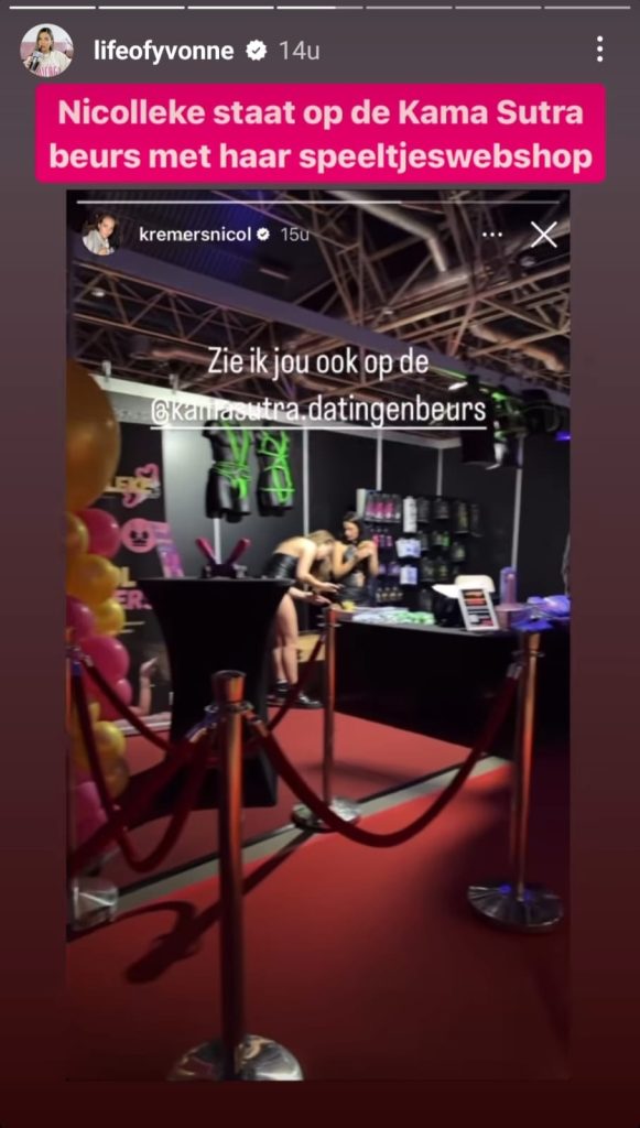 Nicol Kremers en collega op Kamasutra Beurs: Is ze nou aan het snuiven?