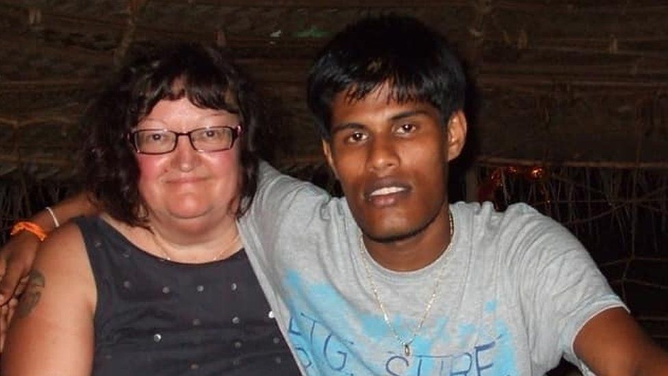 Liefde eindigt in nachtmerrie: Diana (60) verliest alles na relatie met vriendje (24) uit Sri Lanka!😲😱