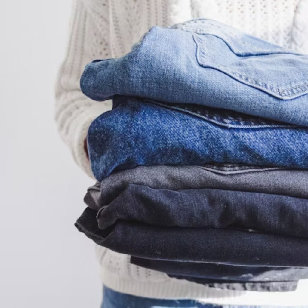 Drie slimme manieren om je spijkerbroek comfortabel ruimer te maken!