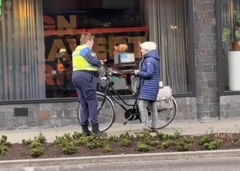 - Vrouwen Zaakjes