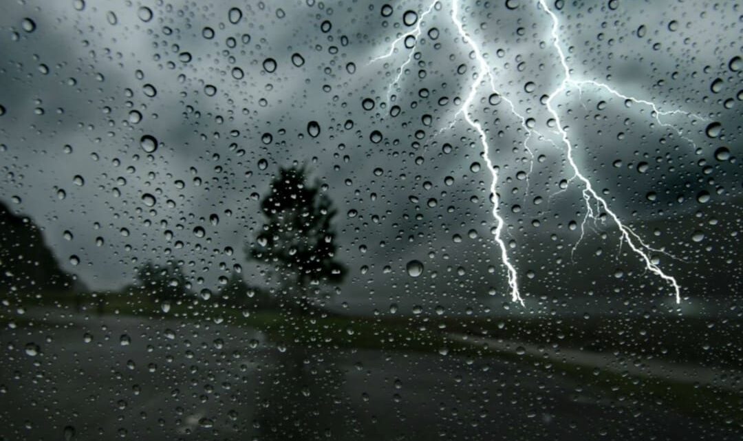 Extremer noodweer verwacht: Dit zijn de waarschuwingen per provincie! Extremer noodweer verwacht: Dit zijn de waarschuwingen per provincie!