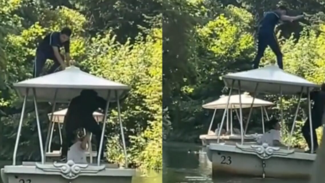 Bizarre beelden vanuit de Efteling: Oudere kleuters klimmen op bootjes! Bizarre beelden vanuit de Efteling: Oudere kleuters klimmen op bootjes!