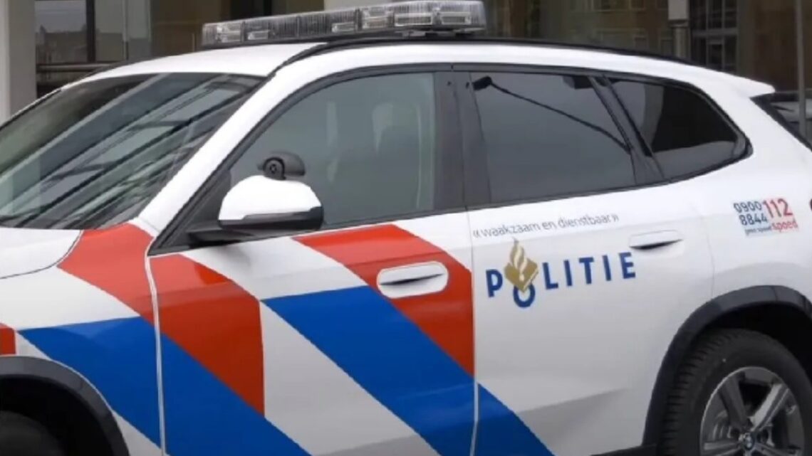 Man (22) aangehouden in azc Amsterdam: Politie vraagt getuigen zich te melden! Man (22) aangehouden in azc Amsterdam: Politie vraagt getuigen zich te melden!