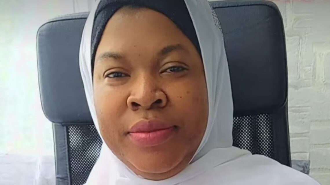 Huishoudelijke hulp Malika gekwetst: ‘Dit verwacht je niet van de oudjes in Nederland’ Huishoudelijke hulp Malika gekwetst: ‘Dit verwacht je niet van de oudjes in Nederland’
