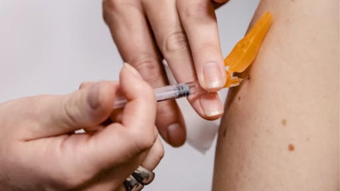 Gratis vaccin tegen gordelroos vanaf 2027: maar niet voor alle 60-plussers tegelijk! Gratis vaccin tegen gordelroos vanaf 2027: maar niet voor alle 60-plussers tegelijk!