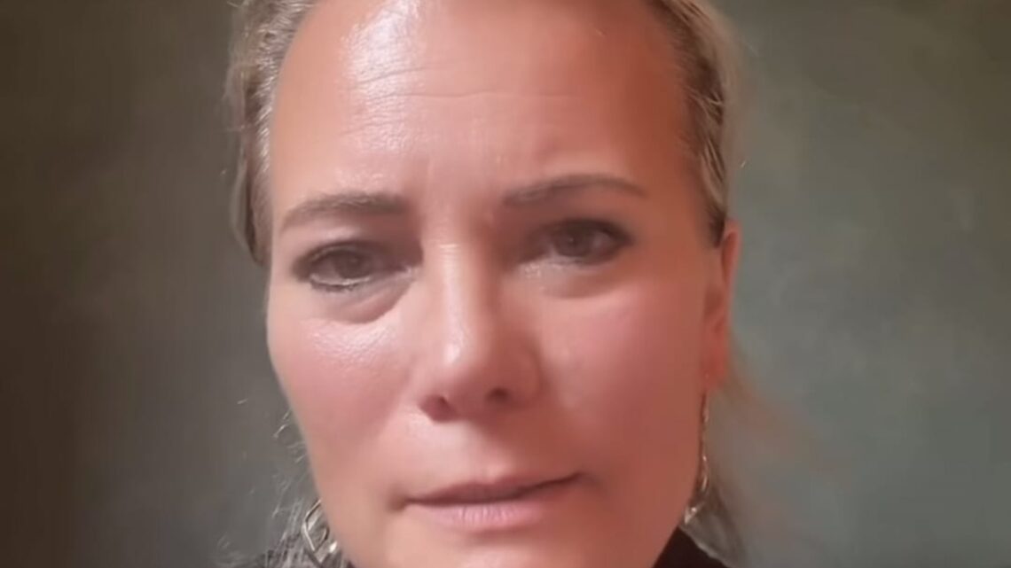 BenB Eveline krijgt flinke lading bagger: ‘Dit is echt de omgekeerde wereld!’ BenB Eveline krijgt flinke lading bagger: ‘Dit is echt de omgekeerde wereld!’